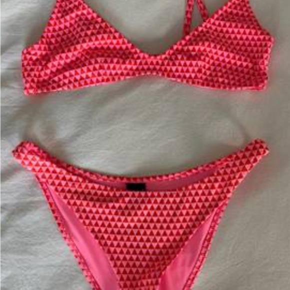 ISO- TRIANGL PARL - Picture 2 of 4